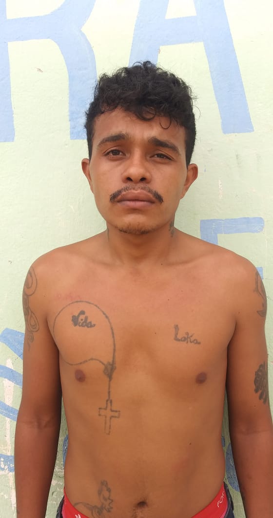 Homem é preso com Drogas