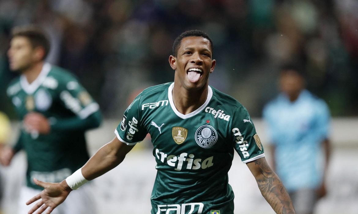 Danilo faz gol decisivo para a vitória do Plameiras na Libertadores