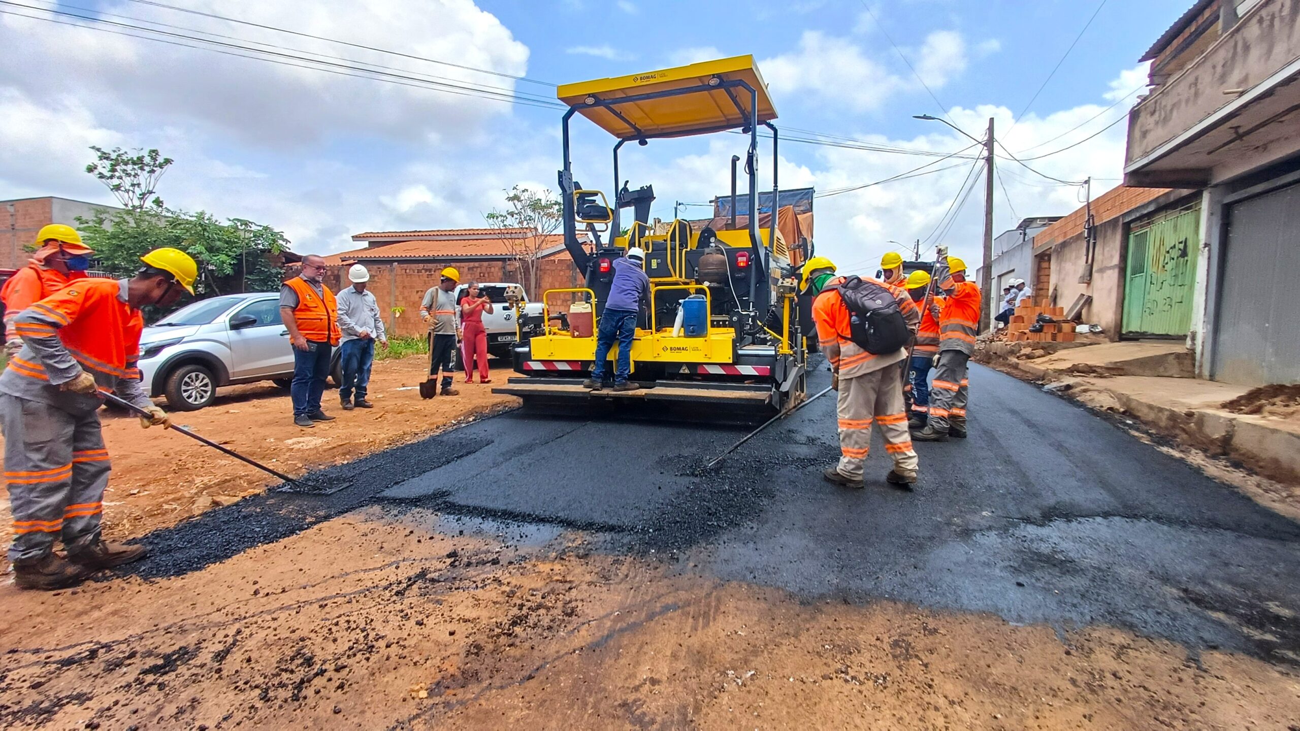 Prefeitura de Parauapebas intensifica obras de pavimentação e leva mais qualidade de vida a diversos bairros