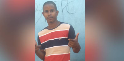 Rapaz morre afogado em bueiro e família reclama de obra inacabada