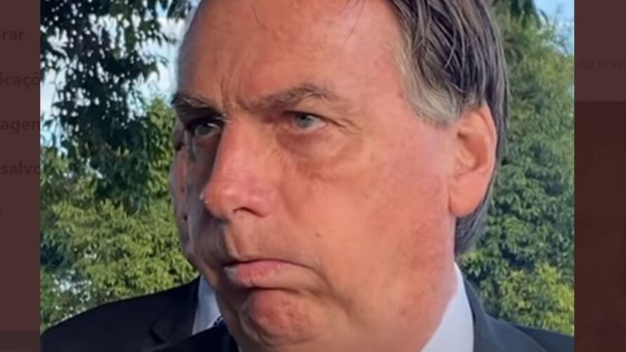 Jair Bolsonaro é hospitalizado às pressas em Brasília