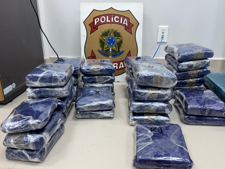 No aeroporto de Belém dupla é presa com 43 kg de drogas