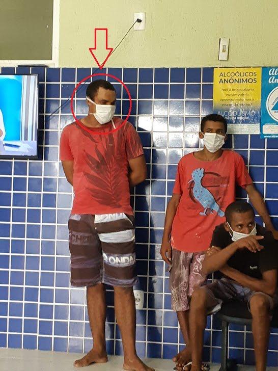 Ex-presidiário é preso após xingar policiais da PRF e danificar viatura