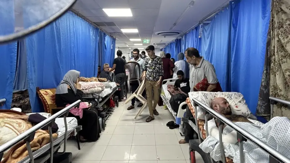 Exército de Israel prende médicos e diretor do maior hospital de Gaza