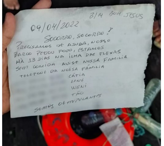 Bilhete em garrafa salva a vida de tripulantes