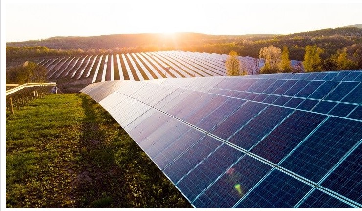 Usinas solares têm menor preço-médio em leilão, mas Governo Federal compra volume maior de fontes mais caras para o consumidor