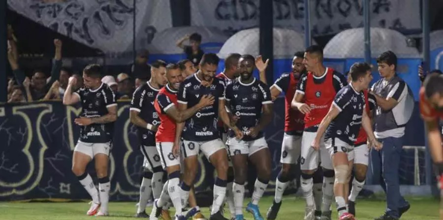 Com gol nos acréscimos, Remo vence o Ferroviário e entra no G8 da Série C do Brasileiro