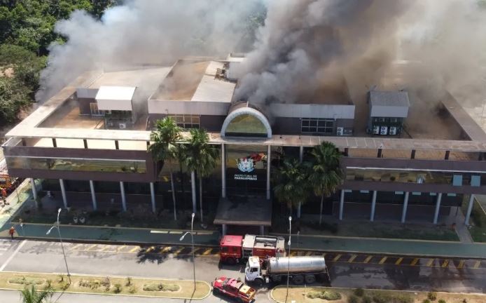 Parte do prédio da Prefeitura de Parauapebas será demolida por 1, 2 milhão