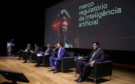 Anatel propõe abordagem inovadora para regulação da inteligência artificial no Brasil