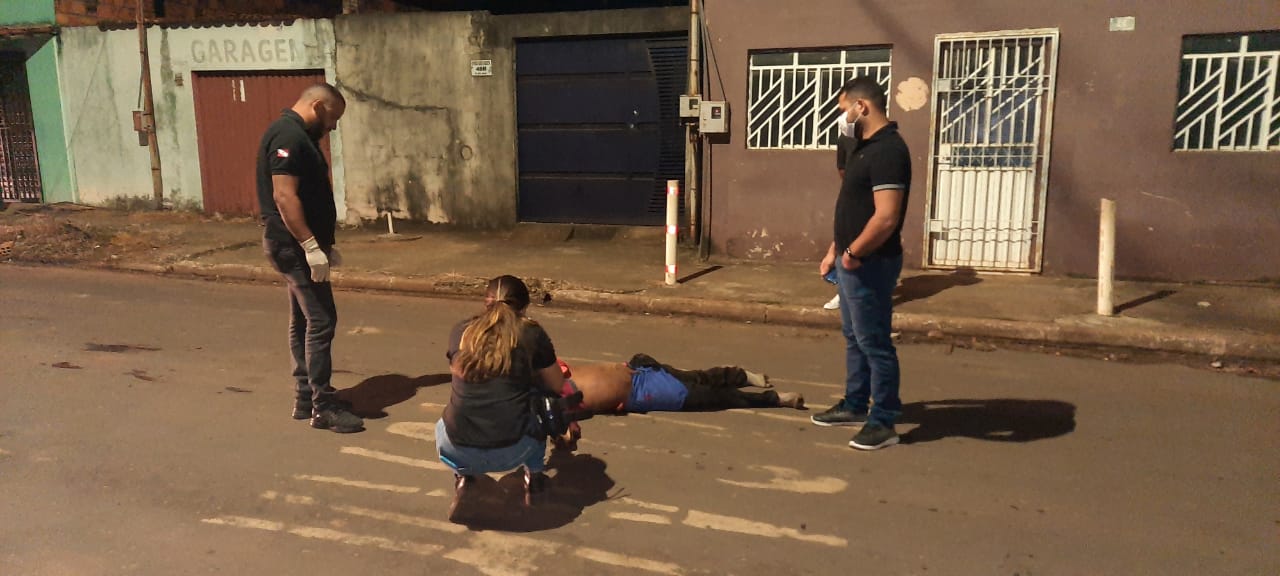 Homens matam flanelinha em Parauapebas e ainda passam com carro por cima do corpo