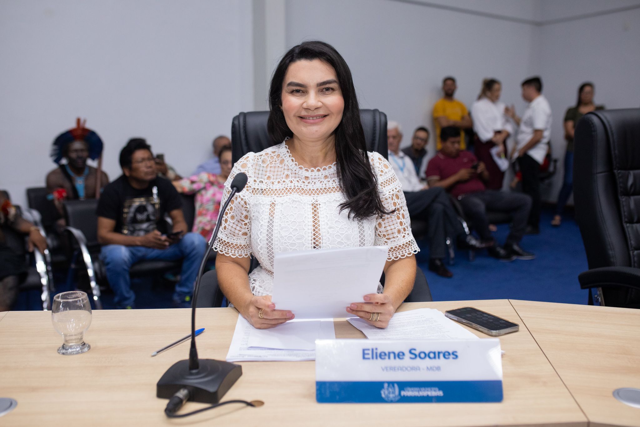 Eliene Soares apresenta projetos para apoio a pacientes internados e proteção a crianças e adolescentes na Câmara Municipal de Parauapebas