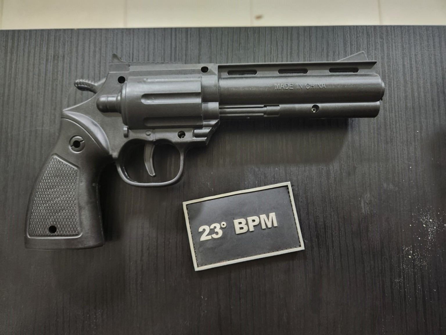 Presepeiro tenta acabar festa com arma de brinquedo e é preso em Parauapebas