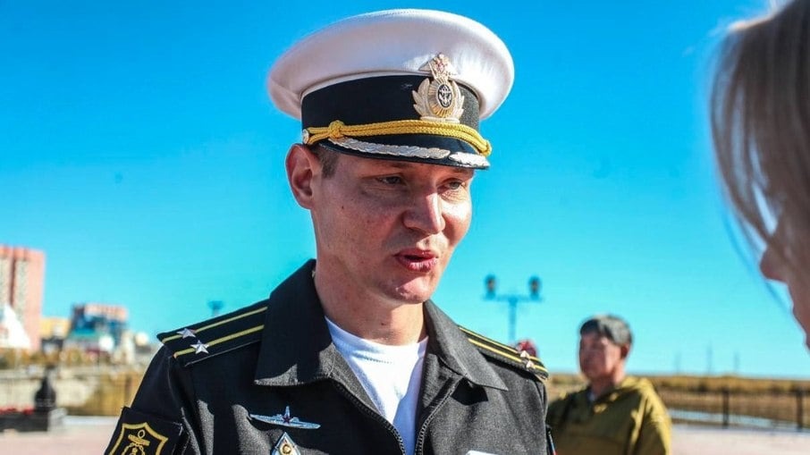 Comandante russo é morto a tiros enquanto fazia uma corrida