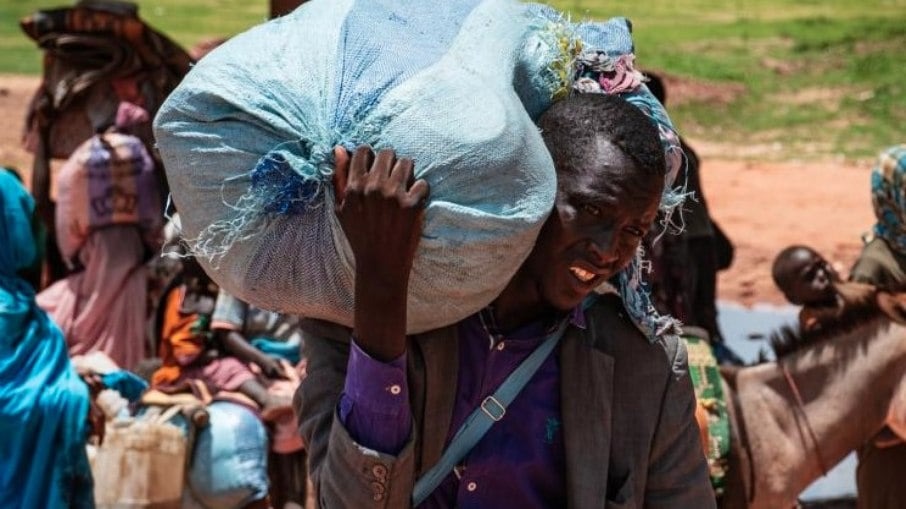 Sudão: 3 milhões de pessoas se deslocaram por conta dos conflitos