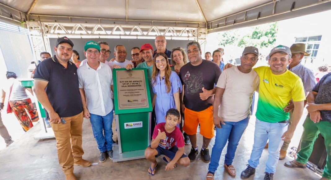 Canaã dos Carajás: Vila dos Imigrantes celebra asfalto e entrega de cartões Reforma e Construção