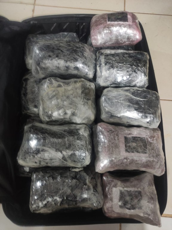 Passageira é presa com 11 kg de maconha dentro de ônibus no Pará