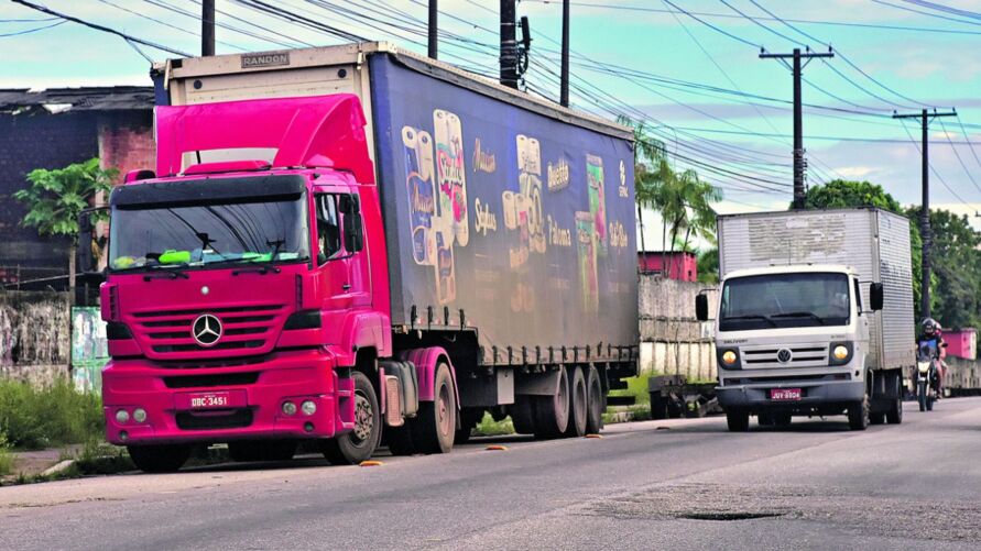 Caminhoneiros receberão R$ 2 mil de auxílio em agosto