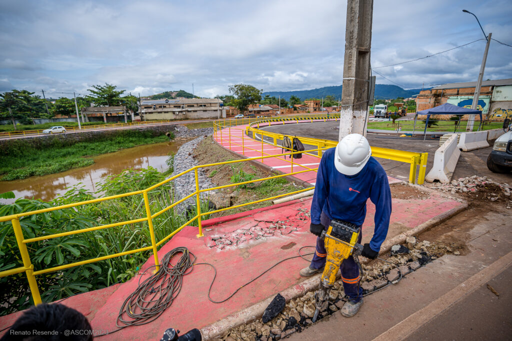 Últimos reparos para entrega de Sistema Viário entre Avenida Liberdade e rua Sol Poente