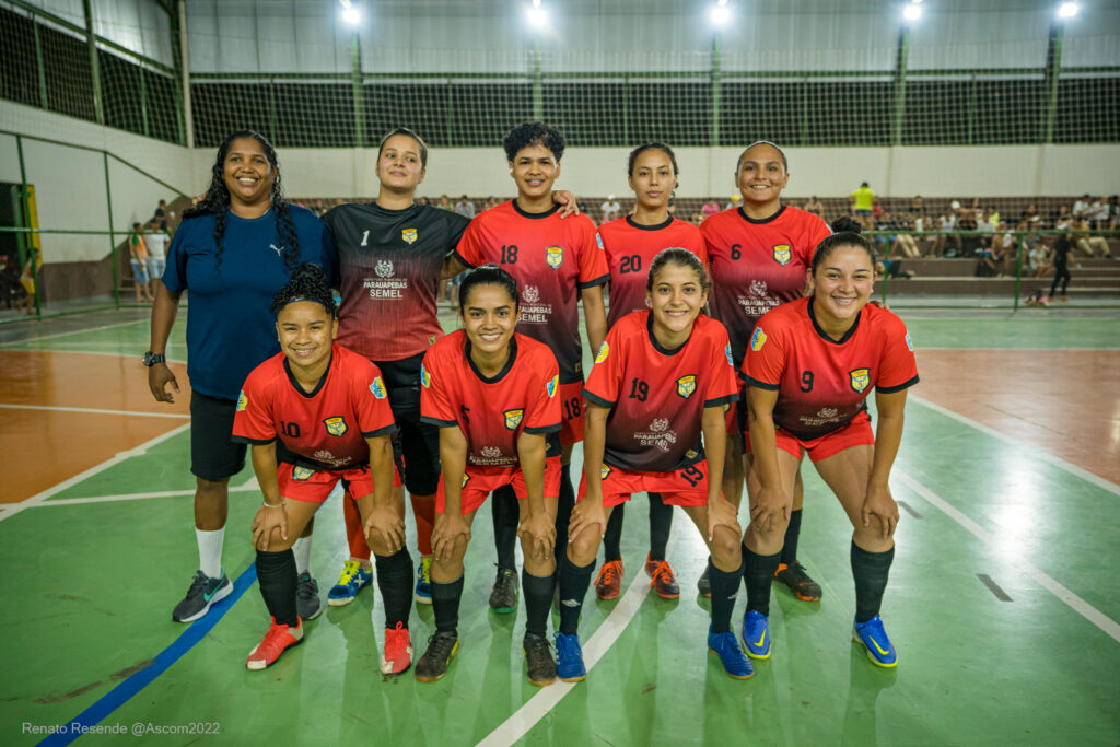 1ª Copa Interbairros de Futsal encerra com grandes finais no ginásio do Novo Brasil