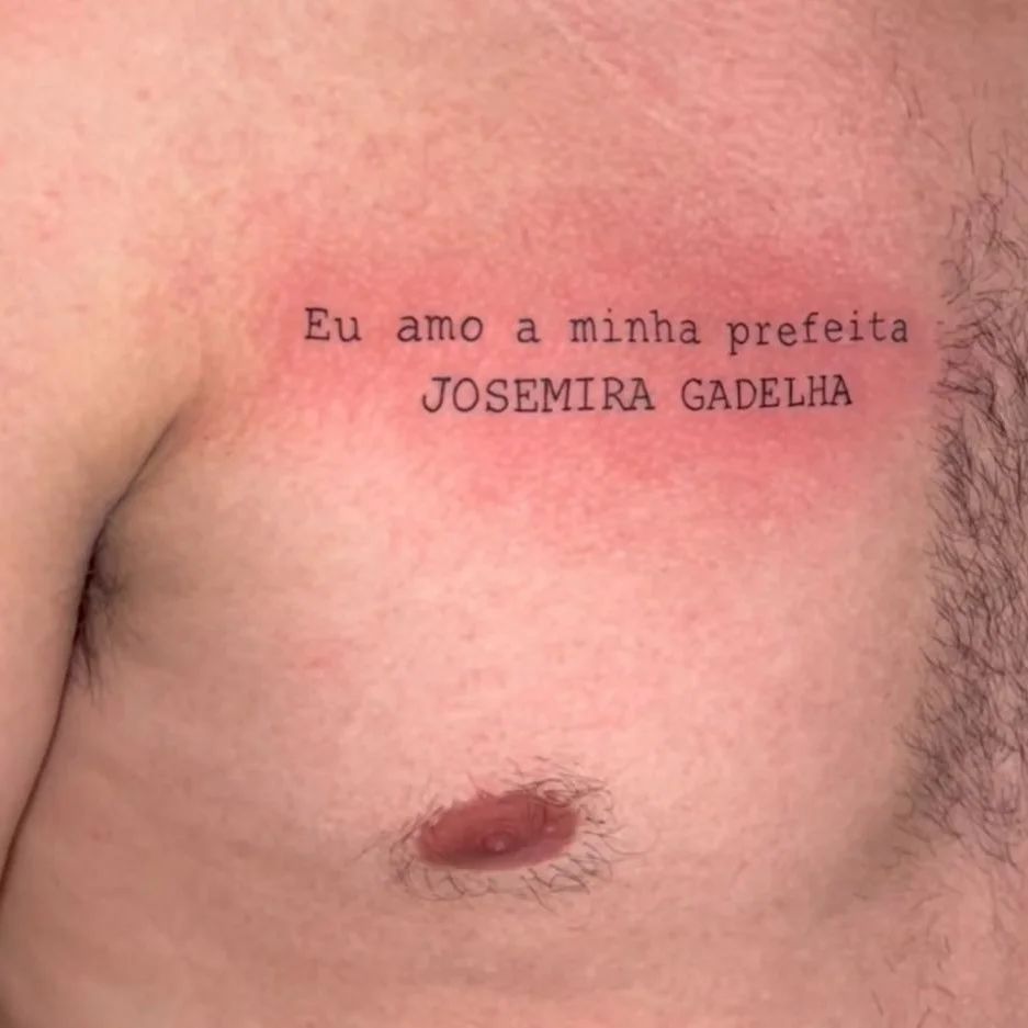 Homem tatua nome de Prefeita de Canaã dos Carajás