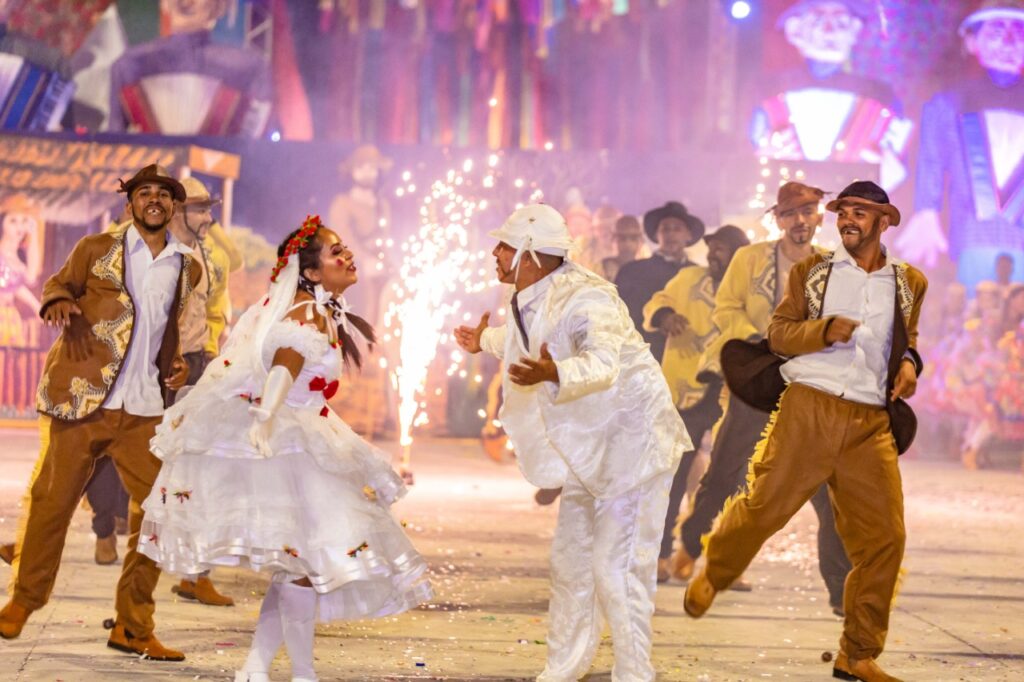 Vem aí festival junino  “Jeca Tatu”