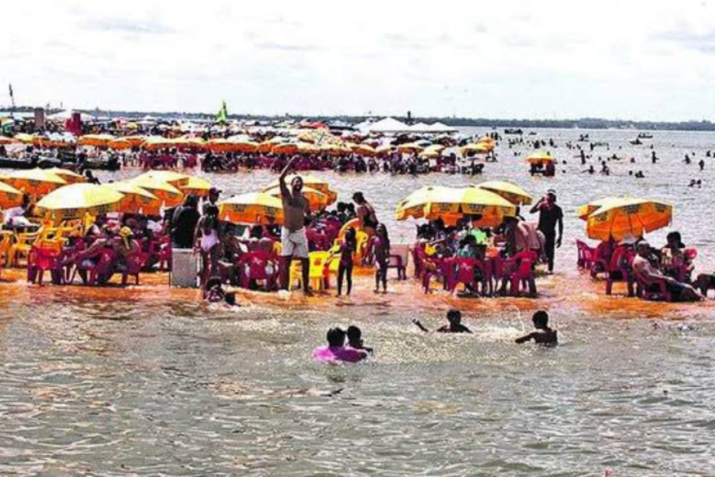 Adolescente morre afogado na Praia do Tucunaré em Marabá