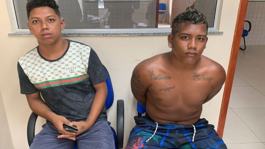 Dupla acusada de roubar equipamentos de igreja