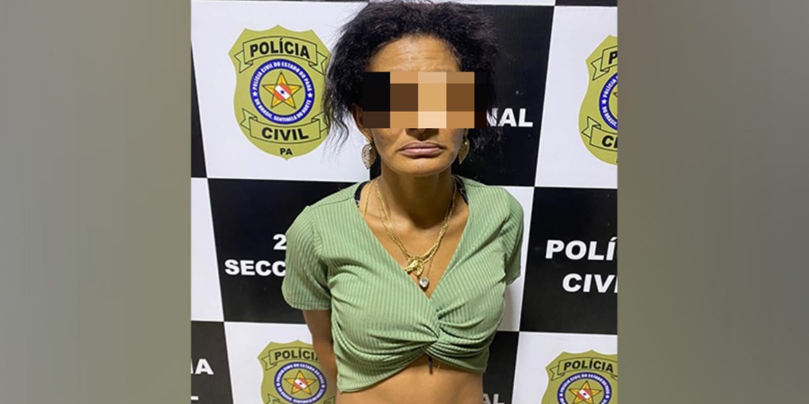 Mulher é presa por tráfico de drogas na vila Palmares Sul