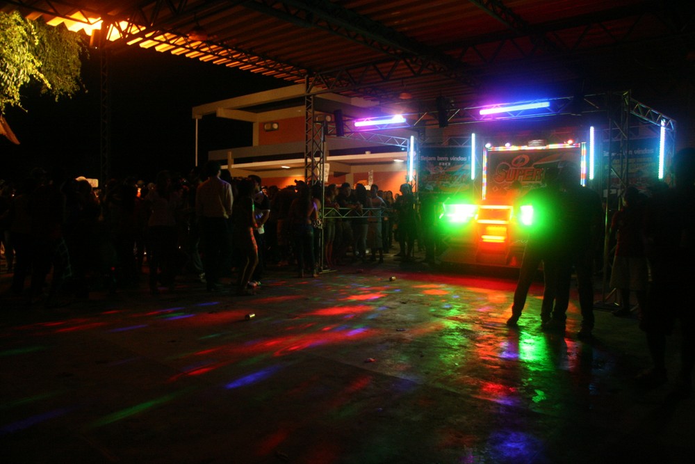 Polícia investiga caso de adolescente encontrada desacordada no ‘Vadião’, espaço de festas na UFPA, em Belém