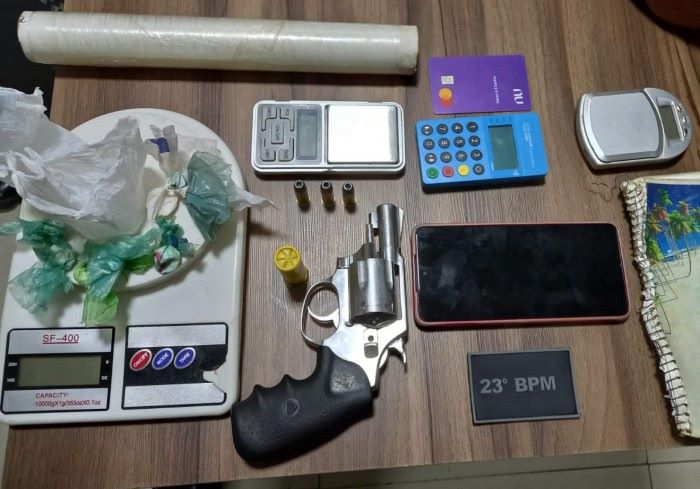 Criminosos disparam contra fachada de escola militar em Parauapebas