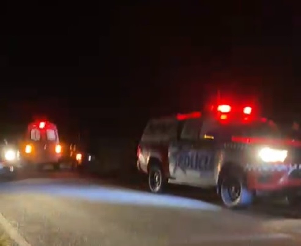 Dupla de moto atira em jovem, em Parauapebas