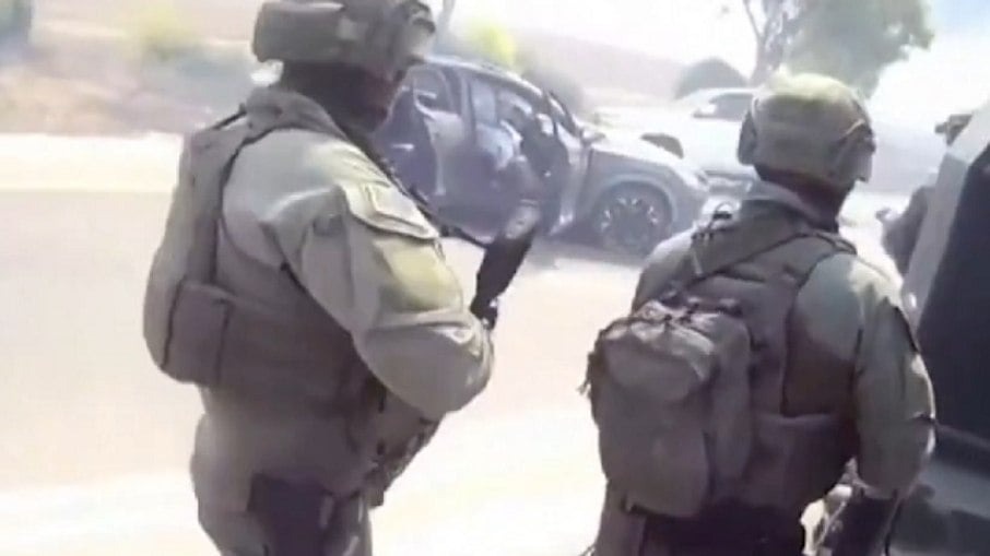 Soldados israelenses encontram bebês mortos