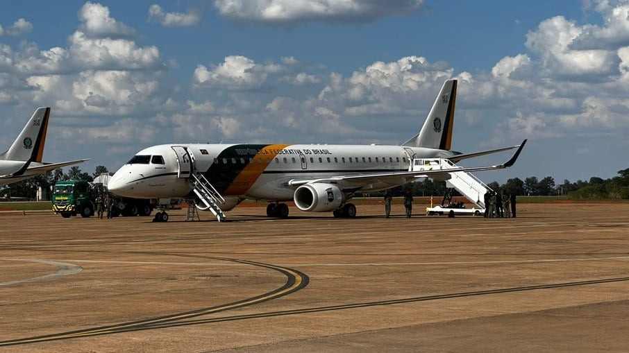 Avião da presidência decola para resgatar brasileiros em Gaza
