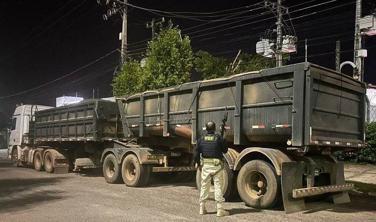 PRF apreende 40 toneladas de minério ilegal, em Marabá