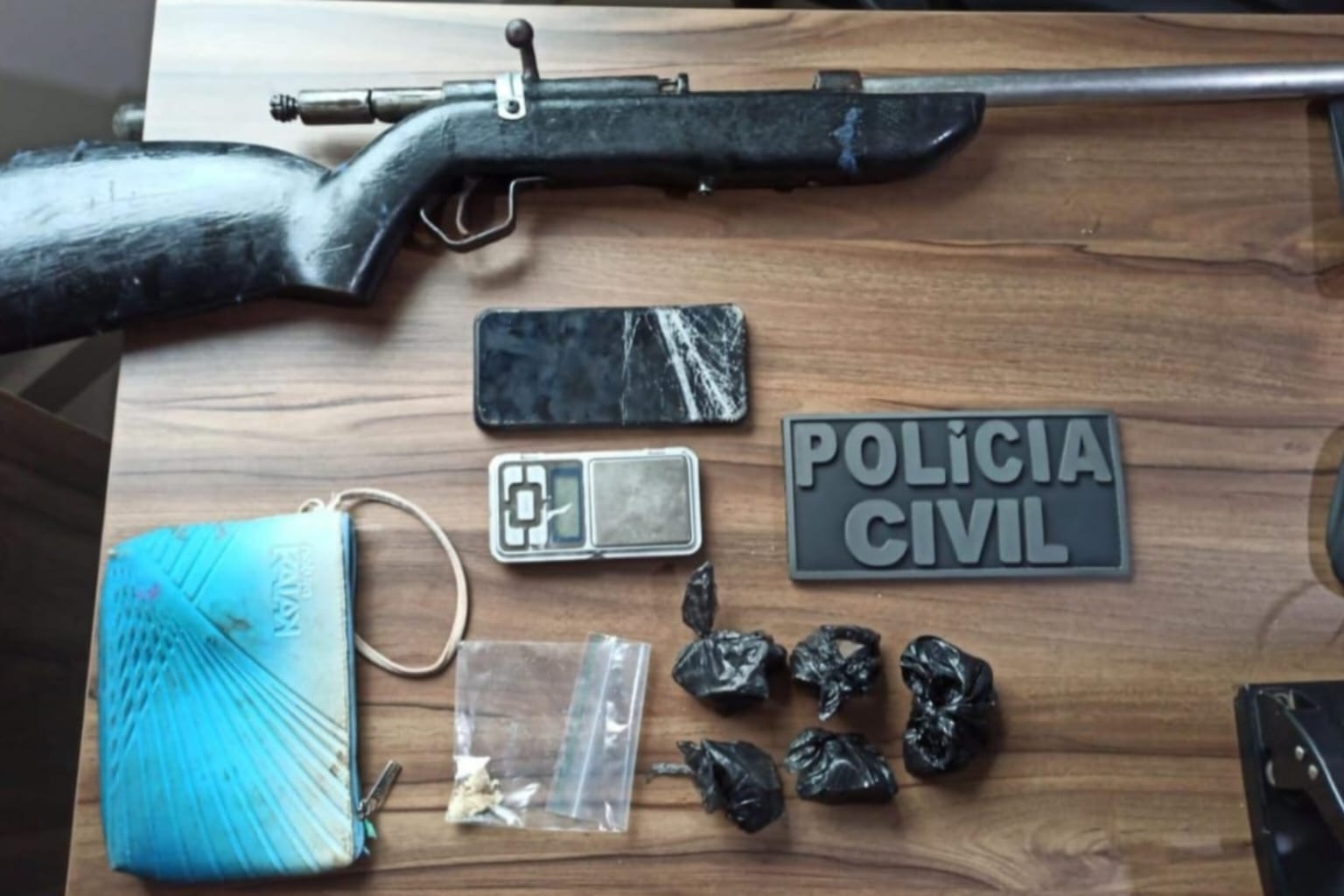 Casal é preso com drogas e espingarda em Parauapebas