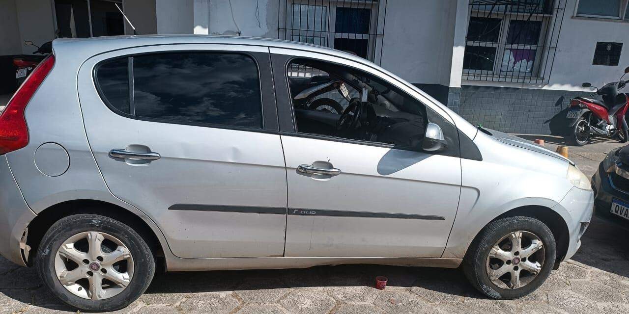 Dupla é presa após assalto e perseguição policial