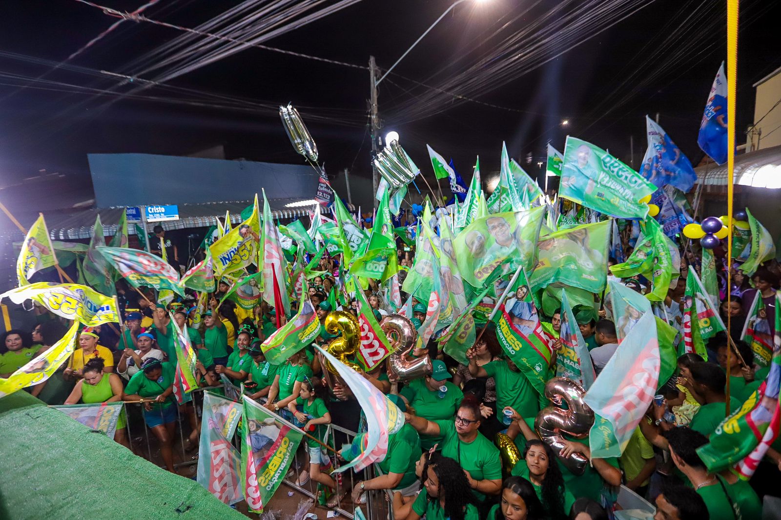 Em comício no Santa Vitória, Josemira destaca  obras de infraestrutura e políticas sociais