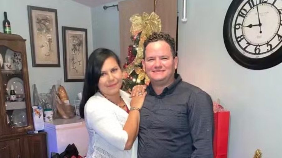 Após matar família a tiros adolescente de 16 anos bêbado confessa para polícia