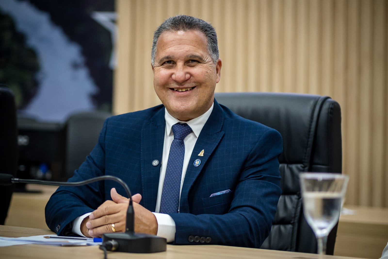 Vereador Anderson Moratorio sugere alteração no Estatuto do Servidor para permitir compatibilidade de cargos