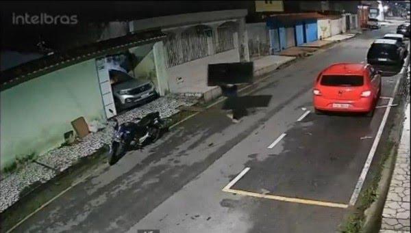 Belém: Criminosos rendem morador, invadem e roubam residência