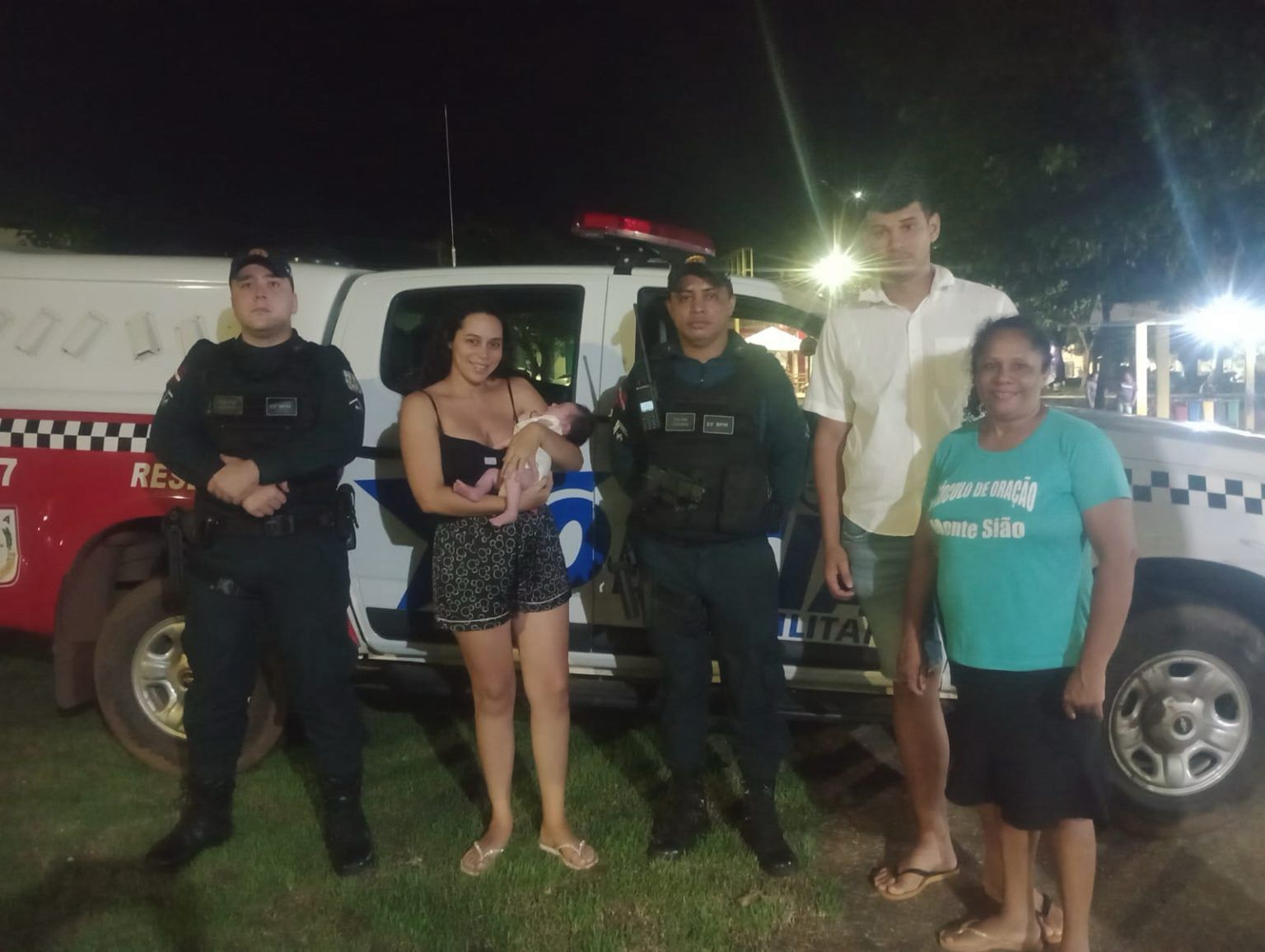 Policiais salvam bebê de 10 dias engasgado com leite materno em Parauapebas