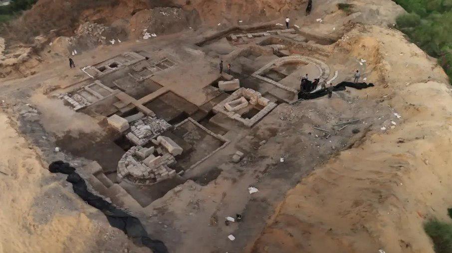 “Bêbados”: Israel encontra sarcófago com Dionísio e Hércules