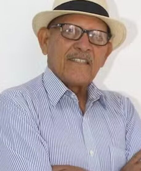 Polícia prende dois suspeitos de matar professor