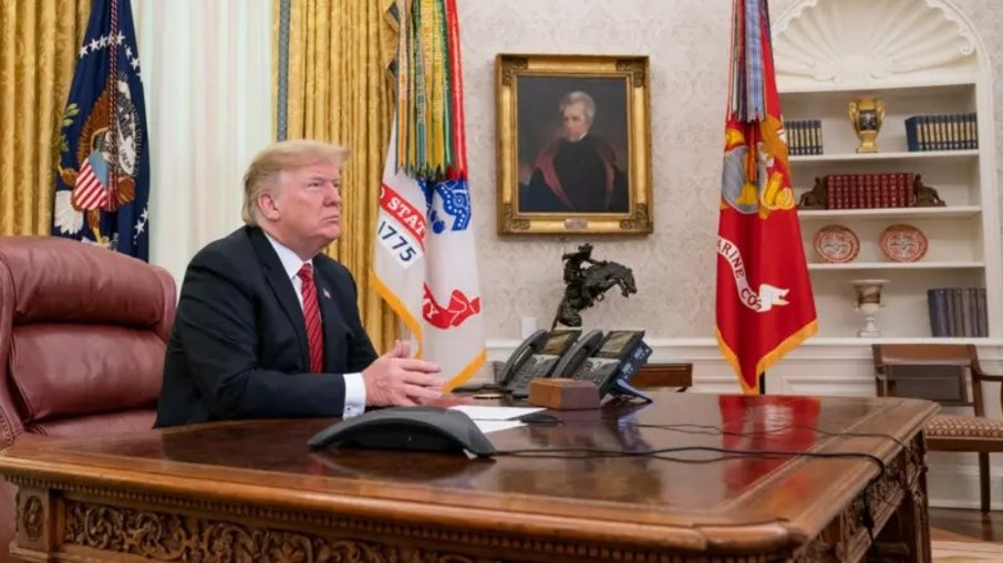 Trump cita uso da Lei da Insurreição