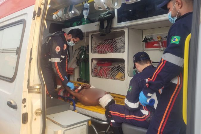 Parauapebas: Homem baleado é socorrido em estado grave