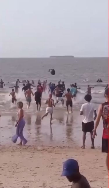 Belém: Membros de torcida organizada brigam em praia de Outeiro