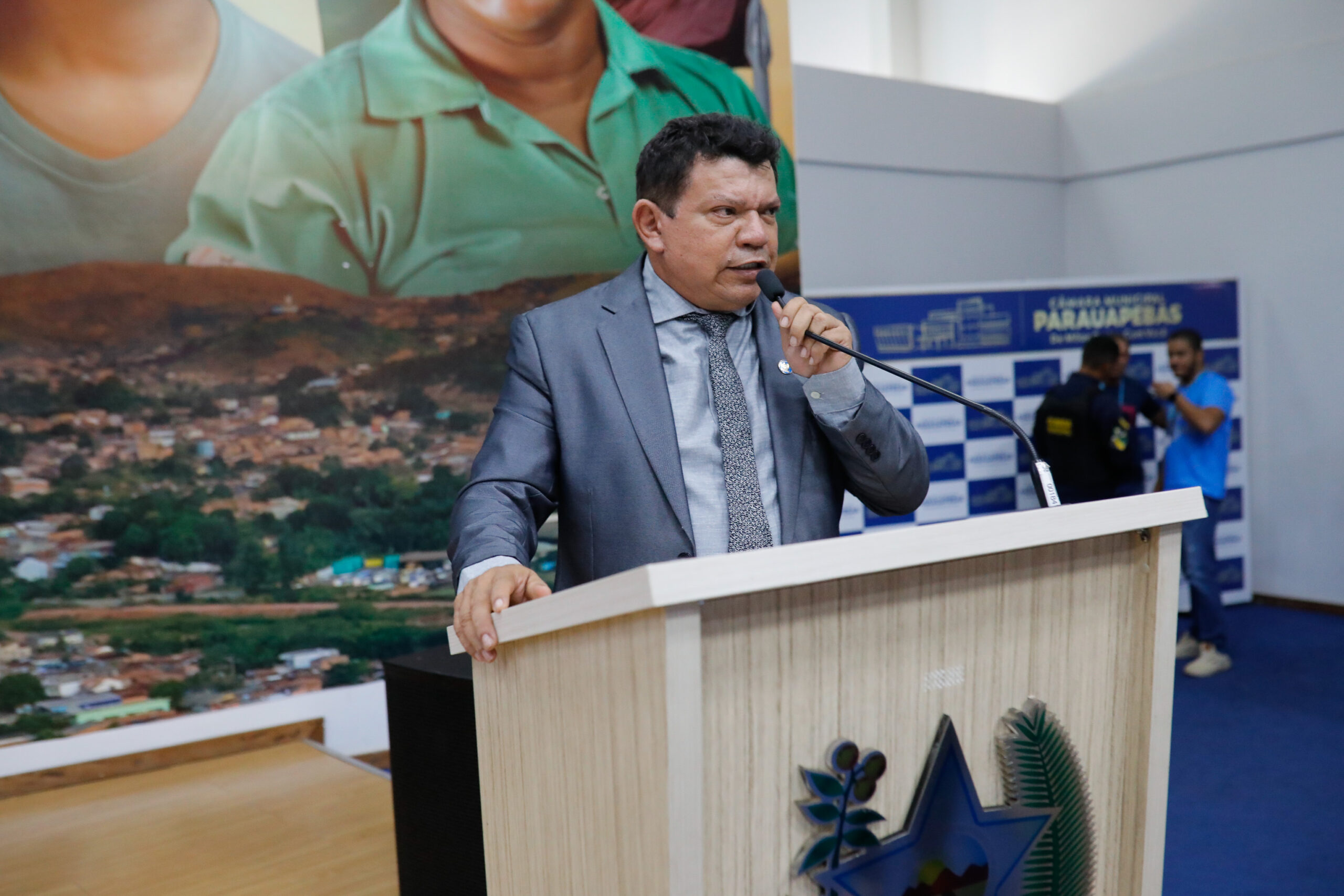 Câmara de Parauapebas mantém veto do prefeito a mudança de nome da Rua 14