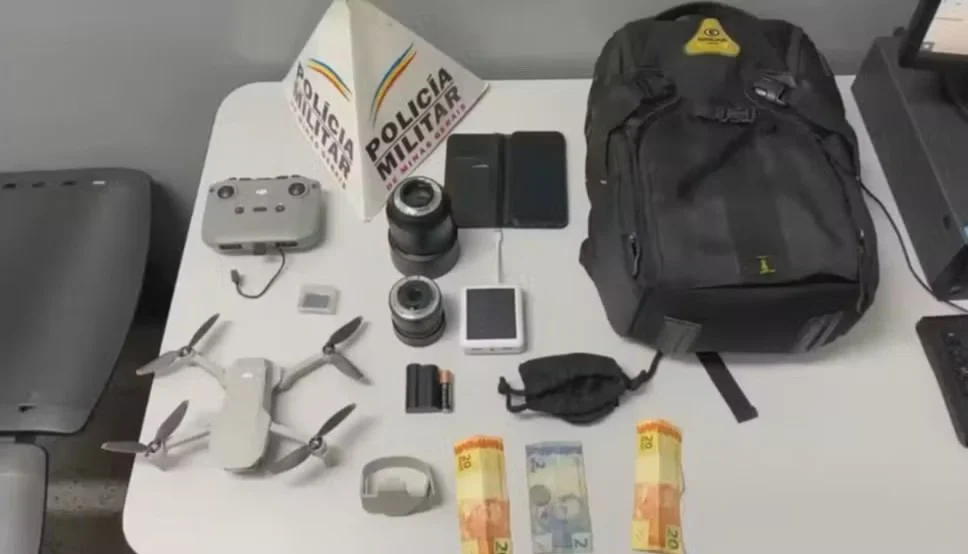 Jornalista tem equipamentos de trabalho furtados na Savassi, em Belo Horizonte, e Polícia recupera itens