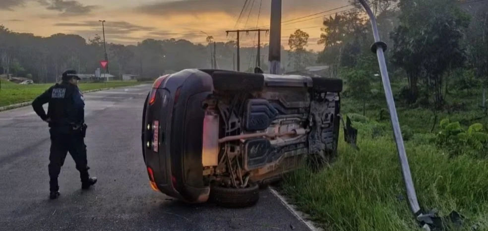 Acidente em Mosqueiro: Motorista perde controle ao evitar animal na pista