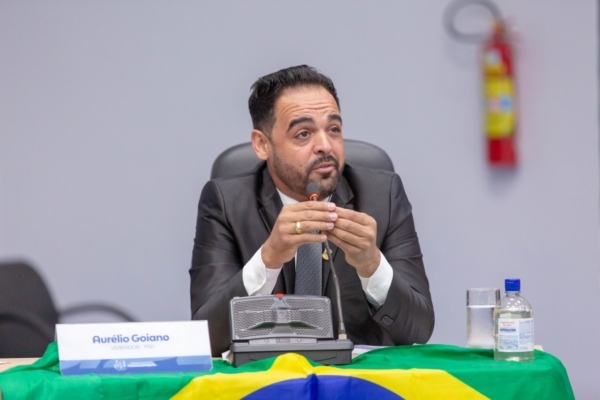 Vereador Aurélio Goiano faz Indicação para compra de usina de asfalto para o município